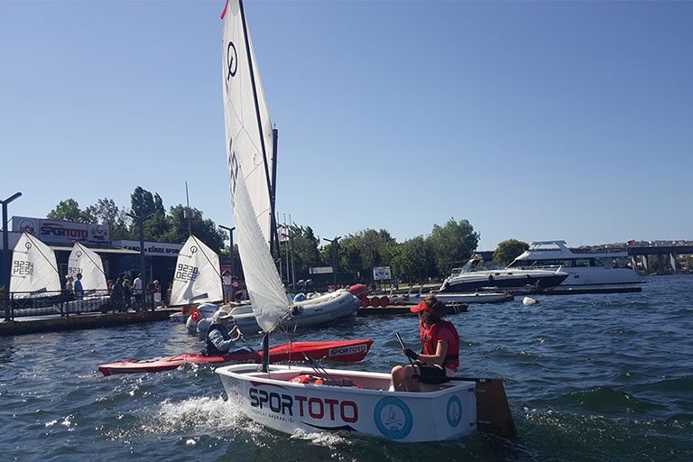 Optimist Yelkenli Kısımları