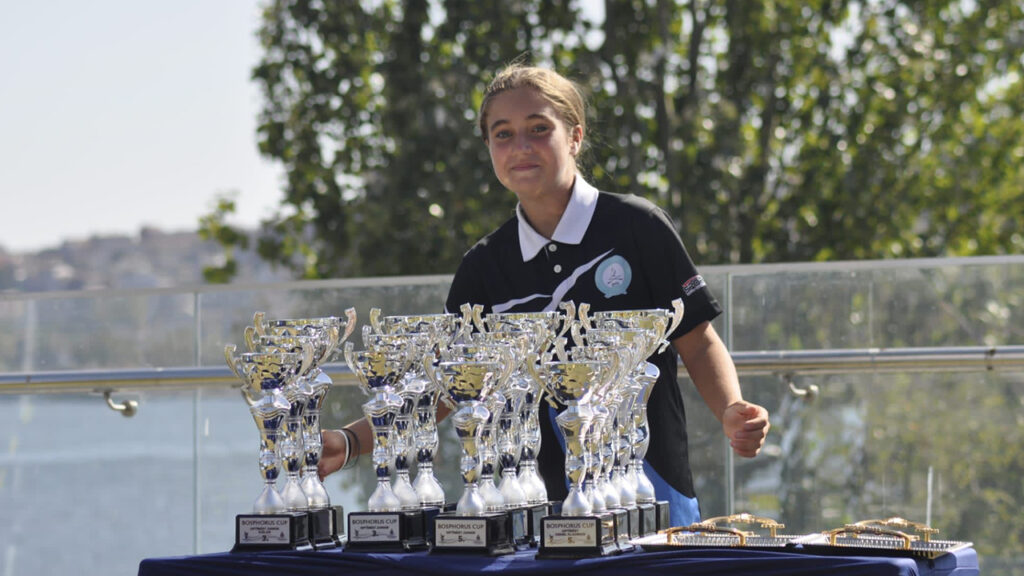 Optimist Yelken Sporcusu Azra Kıran