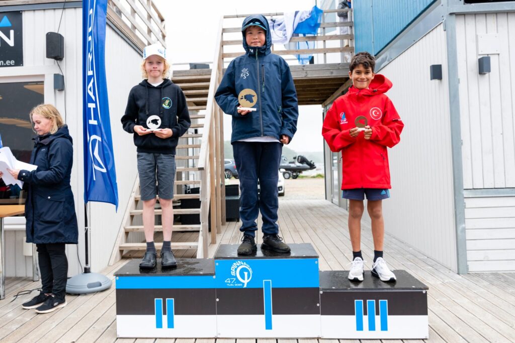 Optimist Spinnaker Regatta Yarışlarınde Kürsüye Çıkan Sporcular
